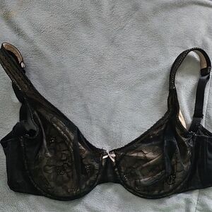 Elegant Black Lace Bra